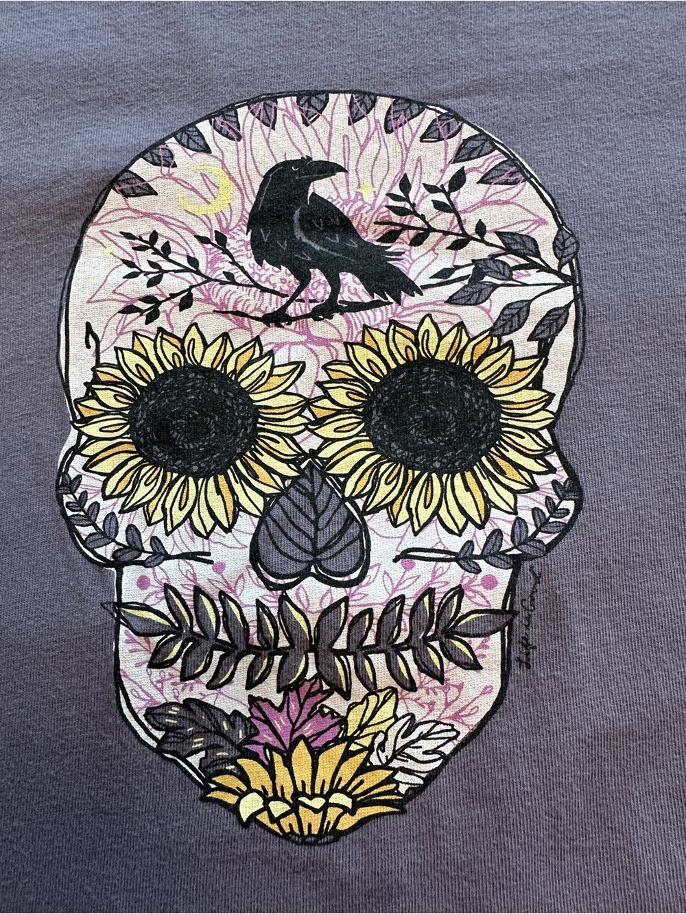 Life Is Good Women's Skull Short Sleeve Crusher Tee EUC size Medium